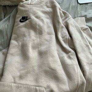 Nike sweatshirt